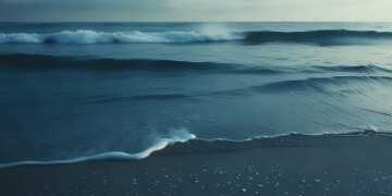 对你感情比海深究竟是哪首歌？